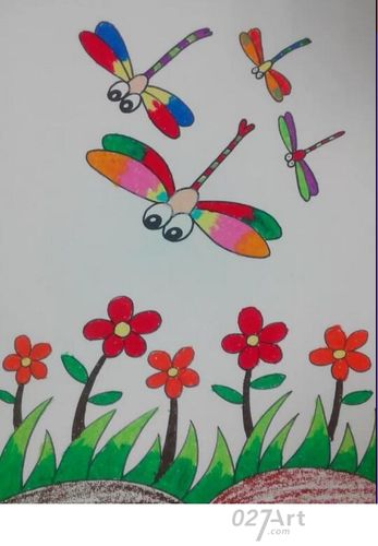 花丛飞舞的小蜻蜓夏天到了绘画作品赏析【最新关于夏天的儿童画】