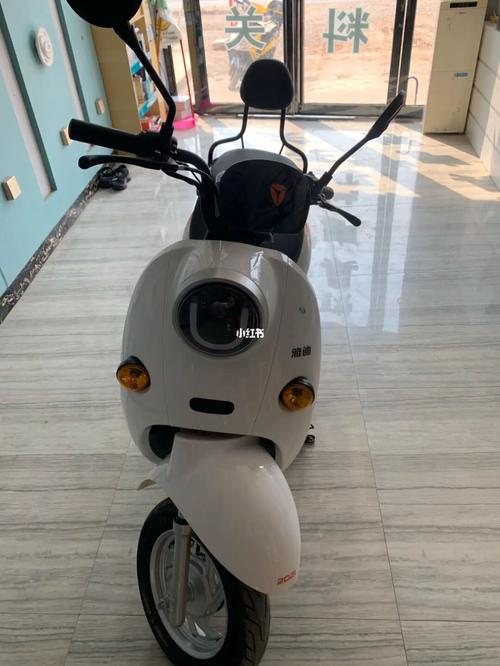 雅迪迷彩2021a/c-w轻摩版_迷彩_雅迪怎么样_星空_汽车