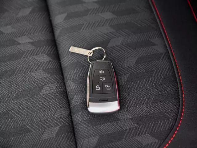 北京bj40plus炫酷来袭到手不到16万真正的越野还看什么汉兰达