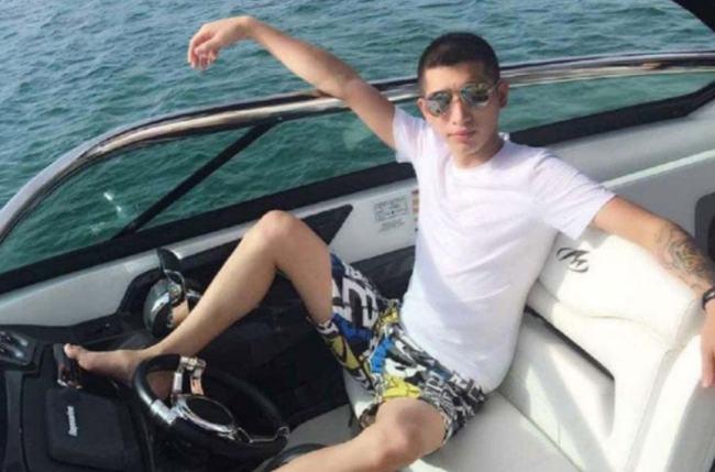 辛巴干不过薇娅李佳琦选择幕后狗磊感慨互联网太现实没人问候