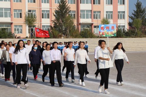 "不忘初心 牢记使命"主题教育活动----乌丹五中第十三