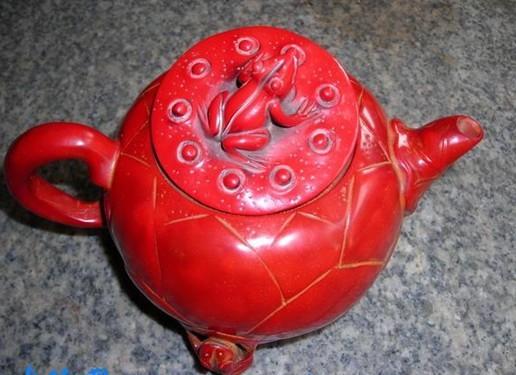 红珊瑚茶壶