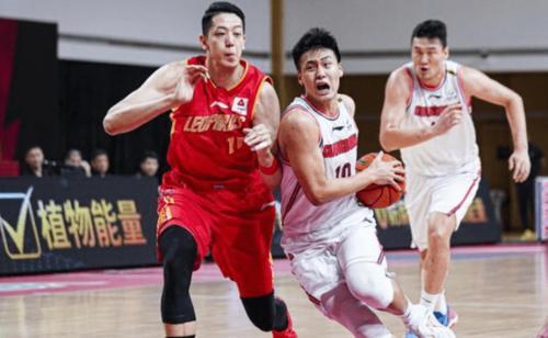 cba:广东男篮夺得cba总冠军,每一位球员可以分到多少奖金呢