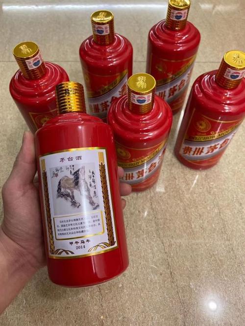 重复喝2-3次就会品出茅台酒的味道,酒体醇和,谐调丰满,回味悠长.