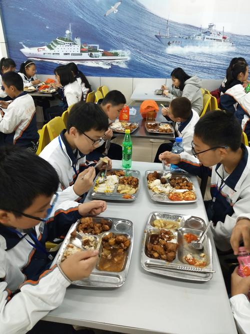 淄博新华书店书香研学旅行社组织学生青岛研学!