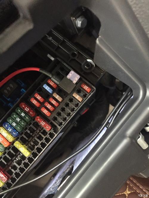 2017款速腾行车记录仪保险盒取电分享,多图慎入
