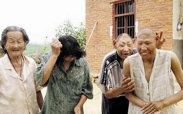 "近亲"结婚有什么后果? 看看日本王室的下场, 你会明白的!