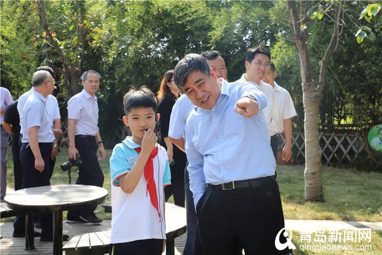 青岛市政府副市长朱培吉到莱西市沽河街道调研督导学校安全工作情况