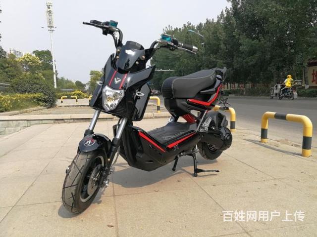 转让雅迪点x战警电摩一辆转让雅迪点x战警电摩一辆