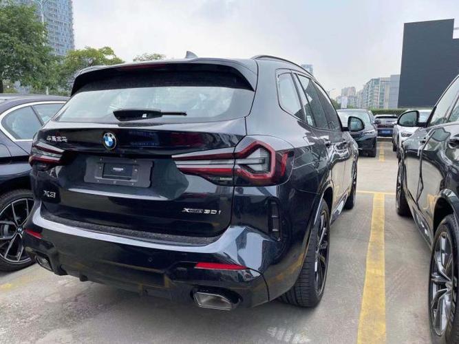 2022款宝马x3实拍!外观更激进,全系2.0t 8at
