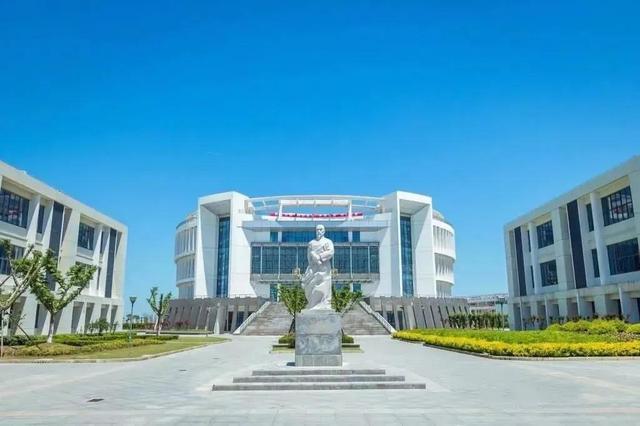 江苏省高校六十一南通大学杏林学院