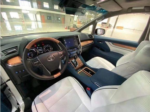 丰田埃尔法四座蒙娜丽莎改装成本价格解读