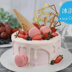 草莓冰淇淋冰淇淋蛋糕