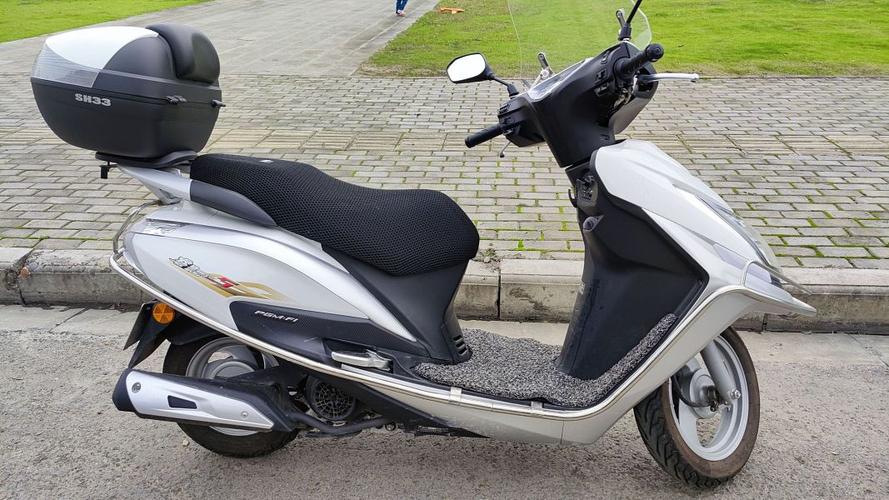 五羊本田摩托车,spacy 睿影110报价及图片-摩托范-哈罗摩托车官网