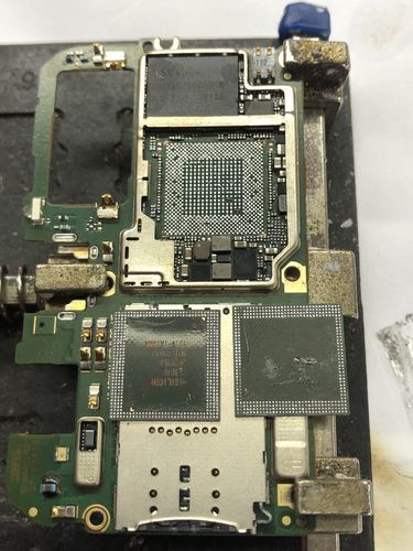 华为手机荣耀10v10mate9note10mate20主板不定期重启维修换主板