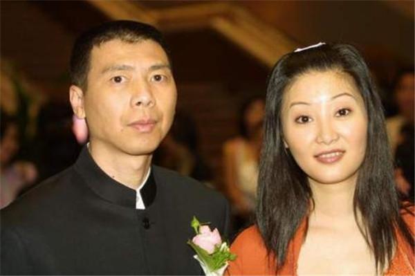 沈星冯小刚夜宿门事件 沈星冯小刚真实关系