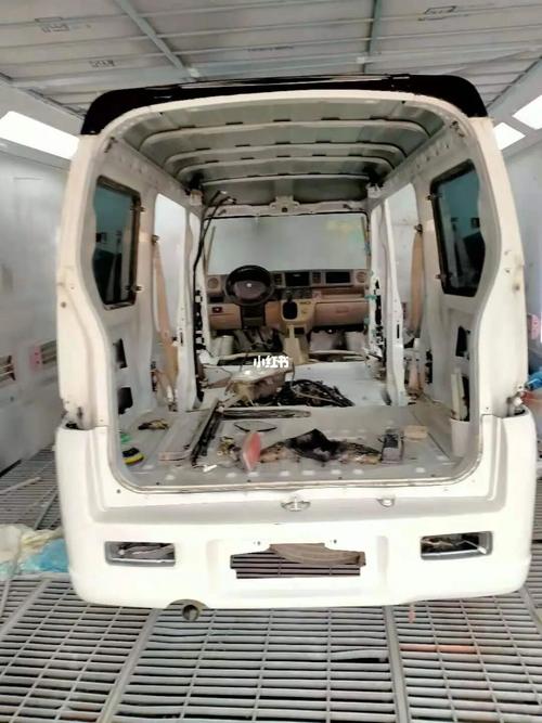 青岛铃木浪迪改装3_汽车_汽车_汽车装饰