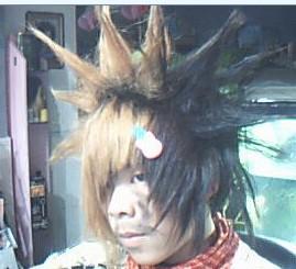 我一直没搞懂,非主流和乡村古惑仔到底哪个要强点,要恶一点!