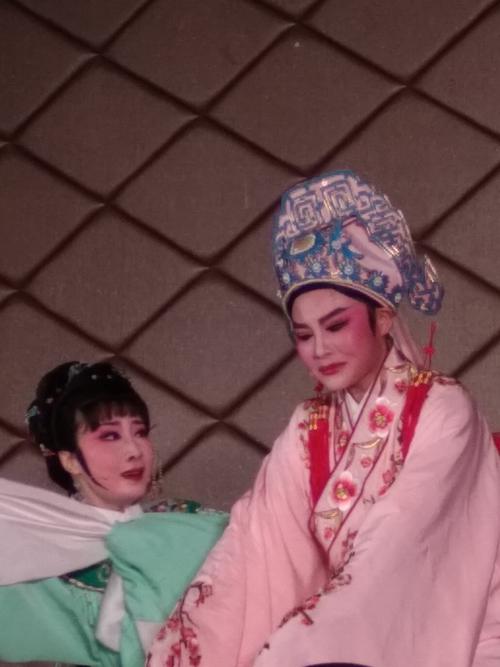 (三)大世界:上海越剧院青年演员:王柔桑,盛舒扬~霞芬赏识