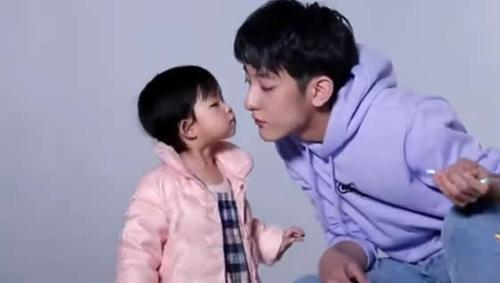 《我的小尾巴》王睿涵是演员.