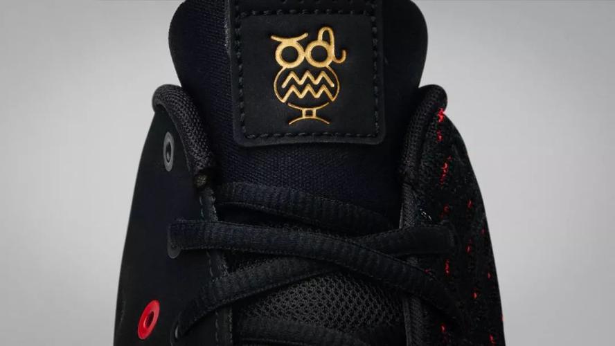 保罗12代签名鞋今日正式发布猫头鹰新logo售价低至700元