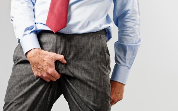 男性尿道炎有哪些症状?男性尿道炎如何治疗?