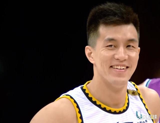 根本挡不住7个进球轰31分恭喜杨鸣不用再担心郭艾伦上头了
