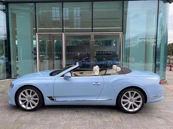 22款宾利欧陆gt敞篷蓝紫粉绿颜色齐全