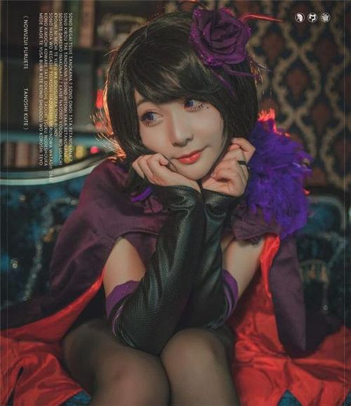 《re》猎肠者cos:交出你的本子或者我来勾出你的肠子