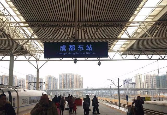 d1:成都东站–天府广场–春熙路–太古里–大圣