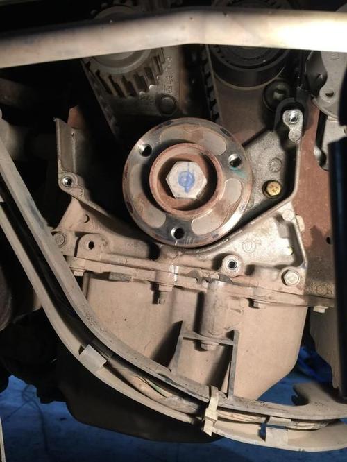 东风雪铁龙世嘉正时皮带标记对正方法图