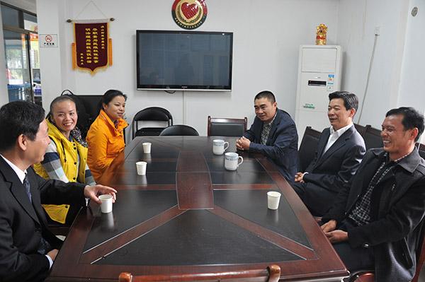 侯兴旺慈善企业家重视公司党建