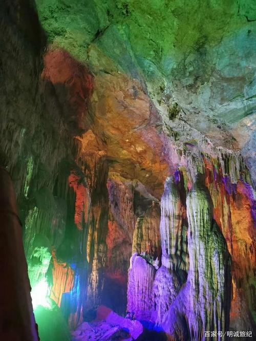 贵阳市开阳县猴耳天坑景区旅游攻略