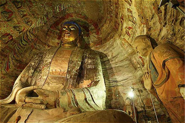 艺术史上占有重要地位,与敦煌莫高窟,洛阳龙门石窟并称为中国三大石窟