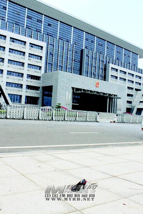 江西抚州连环爆炸案 2死6伤(组图)