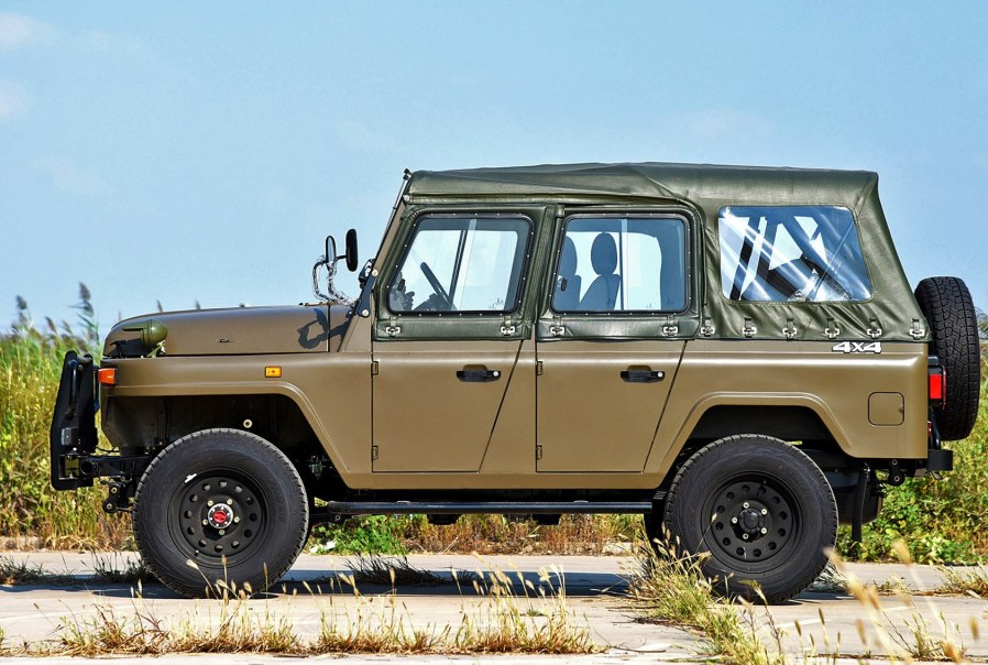 吉普212老兵的情怀,时隔53年,仅7万配置是否能与牧马人比肩?