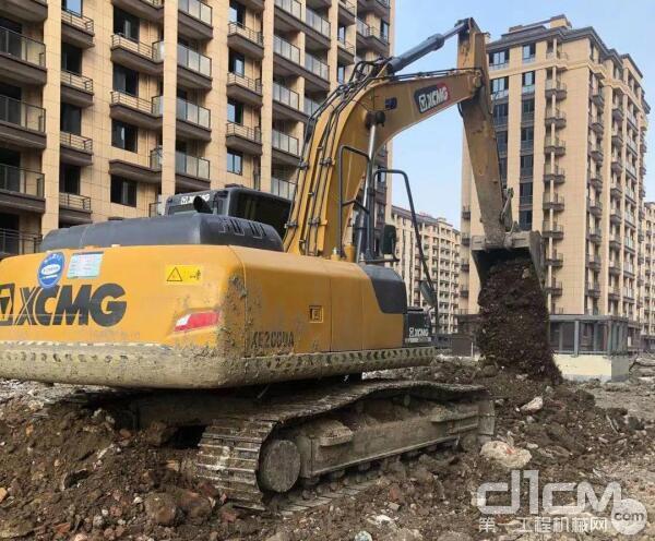 徐工xe335dk挖掘机
