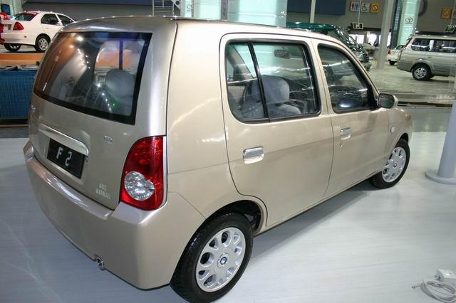 比亚迪燃油动力车f2