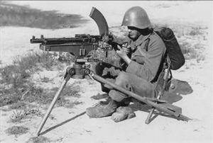 麦德森机枪
