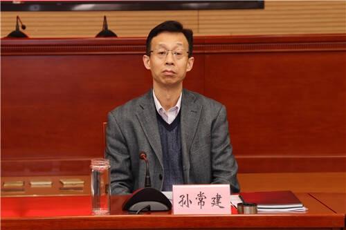 区委常委会召开扩大会议学习贯彻习近平总书记重要讲话和全国两会精神