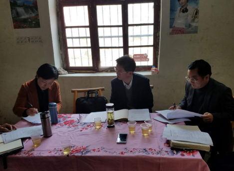 范景玉同志陪同市政府领导调研精准扶贫工作