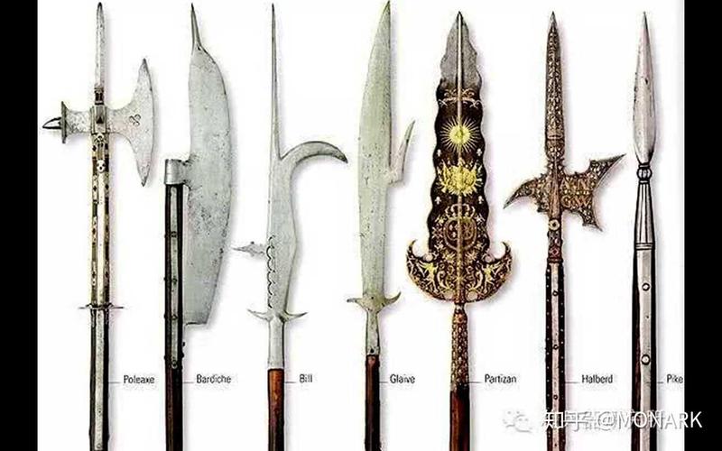 文艺复兴早期的各类长柄武器,有圆形有六角形