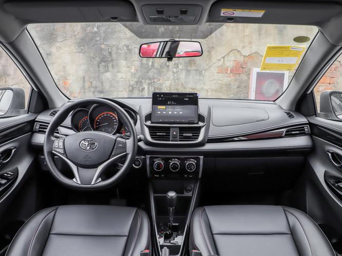 2021款广汽丰田yaris l 致炫 时尚家用两不误