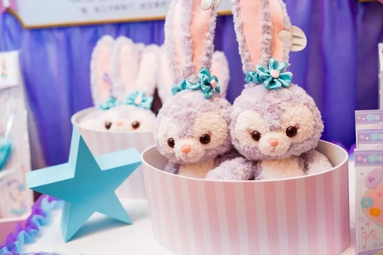 浪漫鲜花 童趣彩蛋 可爱星黛露——带上童心一起去迪士尼踏春吧!