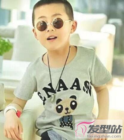 男童剃寸头发型 清爽酷炫从小帅到大-儿童发型-发型站