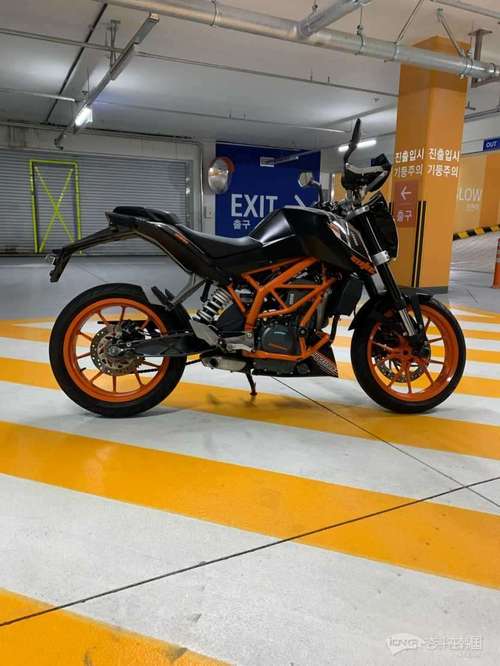 出16年ktm390duke