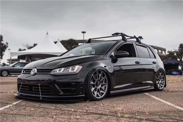 时尚尖端高尔夫7改装气动避震低姿态魅力来袭