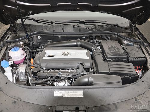 大众迈腾 2013款 1.8tsi dsg豪华型--发动机外观 / 173