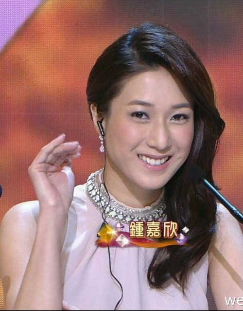 钟嘉欣(linda chung),1984年4月9日出生于加拿大温哥华,中国香港女