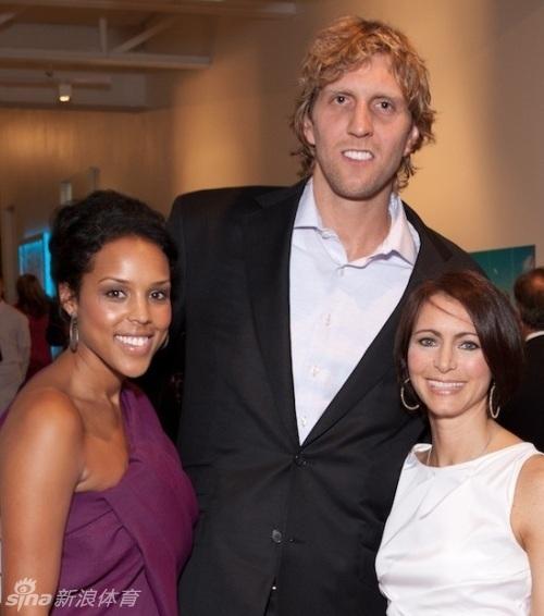 诺维茨基与妻子甜蜜生活照